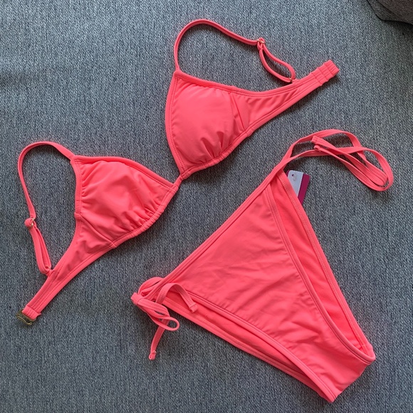 Triangle Bikini (top and Botton) - Picture 1 of 1